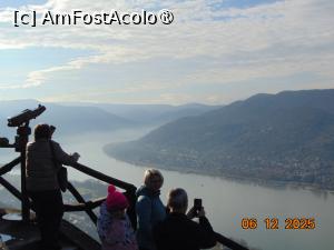 [P76] Visegrad, Cotul Dunarii » foto by Yolanda
 - 
<span class="allrVoted glyphicon glyphicon-heart hidden" id="av1512031"></span>
<a class="m-l-10 hidden" id="sv1512031" onclick="voting_Foto_DelVot(,1512031,1275)" role="button">șterge vot <span class="glyphicon glyphicon-remove"></span></a>
<a id="v91512031" class=" c-red"  onclick="voting_Foto_SetVot(1512031)" role="button"><span class="glyphicon glyphicon-heart-empty"></span> <b>LIKE</b> = Votează poza</a> <img class="hidden"  id="f1512031W9" src="/imagini/loader.gif" border="0" /><span class="AjErrMes hidden" id="e1512031ErM"></span>