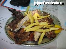 [P21] Miel la protap (lamb on the spit) - la Stelios » foto by Theodor
 - 
<span class="allrVoted glyphicon glyphicon-heart hidden" id="av249011"></span>
<a class="m-l-10 hidden" id="sv249011" onclick="voting_Foto_DelVot(,249011,1334)" role="button">șterge vot <span class="glyphicon glyphicon-remove"></span></a>
<a id="v9249011" class=" c-red"  onclick="voting_Foto_SetVot(249011)" role="button"><span class="glyphicon glyphicon-heart-empty"></span> <b>LIKE</b> = Votează poza</a> <img class="hidden"  id="f249011W9" src="/imagini/loader.gif" border="0" /><span class="AjErrMes hidden" id="e249011ErM"></span>