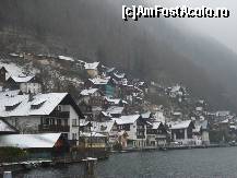 [P02] Casutele din Hallstatt asezate parca 'in rastel' pe o zi de iarna cetoasa si friguroasa tare » foto by ileanaxperta*
 - 
<span class="allrVoted glyphicon glyphicon-heart hidden" id="av65711"></span>
<a class="m-l-10 hidden" id="sv65711" onclick="voting_Foto_DelVot(,65711,1383)" role="button">șterge vot <span class="glyphicon glyphicon-remove"></span></a>
<a id="v965711" class=" c-red"  onclick="voting_Foto_SetVot(65711)" role="button"><span class="glyphicon glyphicon-heart-empty"></span> <b>LIKE</b> = Votează poza</a> <img class="hidden"  id="f65711W9" src="/imagini/loader.gif" border="0" /><span class="AjErrMes hidden" id="e65711ErM"></span>