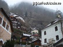 [P08] Alte case si pensiuni din Hallstatt, cocotate pe munte » foto by ileanaxperta*
 - 
<span class="allrVoted glyphicon glyphicon-heart hidden" id="av65724"></span>
<a class="m-l-10 hidden" id="sv65724" onclick="voting_Foto_DelVot(,65724,1383)" role="button">șterge vot <span class="glyphicon glyphicon-remove"></span></a>
<a id="v965724" class=" c-red"  onclick="voting_Foto_SetVot(65724)" role="button"><span class="glyphicon glyphicon-heart-empty"></span> <b>LIKE</b> = Votează poza</a> <img class="hidden"  id="f65724W9" src="/imagini/loader.gif" border="0" /><span class="AjErrMes hidden" id="e65724ErM"></span>