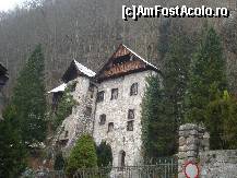 [P09] Muzeul din localitatea Hallstatt, o cladire ce da impresia  unui castel rezistent, din piatra » foto by ileanaxperta*
 - 
<span class="allrVoted glyphicon glyphicon-heart hidden" id="av65727"></span>
<a class="m-l-10 hidden" id="sv65727" onclick="voting_Foto_DelVot(,65727,1383)" role="button">șterge vot <span class="glyphicon glyphicon-remove"></span></a>
<a id="v965727" class=" c-red"  onclick="voting_Foto_SetVot(65727)" role="button"><span class="glyphicon glyphicon-heart-empty"></span> <b>LIKE</b> = Votează poza</a> <img class="hidden"  id="f65727W9" src="/imagini/loader.gif" border="0" /><span class="AjErrMes hidden" id="e65727ErM"></span>