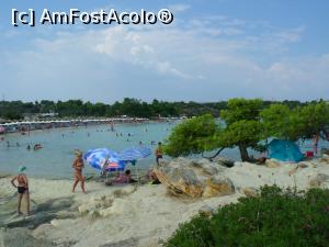 [P03] Lagonisi Beach în 2016, in fundal se pot vedea rândurile d eşezlonguri » foto by ela r
 - 
<span class="allrVoted glyphicon glyphicon-heart hidden" id="av815085"></span>
<a class="m-l-10 hidden" id="sv815085" onclick="voting_Foto_DelVot(,815085,1423)" role="button">șterge vot <span class="glyphicon glyphicon-remove"></span></a>
<a id="v9815085" class=" c-red"  onclick="voting_Foto_SetVot(815085)" role="button"><span class="glyphicon glyphicon-heart-empty"></span> <b>LIKE</b> = Votează poza</a> <img class="hidden"  id="f815085W9" src="/imagini/loader.gif" border="0" /><span class="AjErrMes hidden" id="e815085ErM"></span>