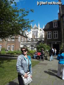 [P29] Westminster Abbey, vazuta din College Garden. Veti reintra pentru a folosi iesirea (cea oficiala de data asta). » foto by TraianS
 - 
<span class="allrVoted glyphicon glyphicon-heart hidden" id="av226744"></span>
<a class="m-l-10 hidden" id="sv226744" onclick="voting_Foto_DelVot(,226744,1570)" role="button">șterge vot <span class="glyphicon glyphicon-remove"></span></a>
<a id="v9226744" class=" c-red"  onclick="voting_Foto_SetVot(226744)" role="button"><span class="glyphicon glyphicon-heart-empty"></span> <b>LIKE</b> = Votează poza</a> <img class="hidden"  id="f226744W9" src="/imagini/loader.gif" border="0" /><span class="AjErrMes hidden" id="e226744ErM"></span>