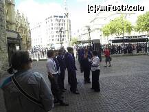 [P35] Am iesit din biserica. Trotuarele astea au simtit multe talpi de vaza. :) In stanga, se vede Shopul. Dupa ce treceti prin Shop, veti fi 'ejaculati' (ca tot e la moda) in strada :)) » foto by TraianS
 - 
<span class="allrVoted glyphicon glyphicon-heart hidden" id="av226758"></span>
<a class="m-l-10 hidden" id="sv226758" onclick="voting_Foto_DelVot(,226758,1570)" role="button">șterge vot <span class="glyphicon glyphicon-remove"></span></a>
<a id="v9226758" class=" c-red"  onclick="voting_Foto_SetVot(226758)" role="button"><span class="glyphicon glyphicon-heart-empty"></span> <b>LIKE</b> = Votează poza</a> <img class="hidden"  id="f226758W9" src="/imagini/loader.gif" border="0" /><span class="AjErrMes hidden" id="e226758ErM"></span>