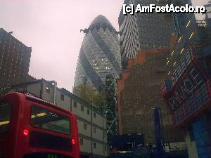 [P08] 30 The Mary Axe, cea mai înaltă clădire din London of City. Londra.  » foto by traian.leuca †
 - 
<span class="allrVoted glyphicon glyphicon-heart hidden" id="av413849"></span>
<a class="m-l-10 hidden" id="sv413849" onclick="voting_Foto_DelVot(,413849,1570)" role="button">șterge vot <span class="glyphicon glyphicon-remove"></span></a>
<a id="v9413849" class=" c-red"  onclick="voting_Foto_SetVot(413849)" role="button"><span class="glyphicon glyphicon-heart-empty"></span> <b>LIKE</b> = Votează poza</a> <img class="hidden"  id="f413849W9" src="/imagini/loader.gif" border="0" /><span class="AjErrMes hidden" id="e413849ErM"></span>