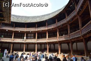 [P10] Shakespeare's Globe Theatre - tribunele cu singurul acoperis din stuf din Londra si mijlocul arenei unde se sta in picioare » foto by Pușcașu Marin
 - 
<span class="allrVoted glyphicon glyphicon-heart hidden" id="av974313"></span>
<a class="m-l-10 hidden" id="sv974313" onclick="voting_Foto_DelVot(,974313,1570)" role="button">șterge vot <span class="glyphicon glyphicon-remove"></span></a>
<a id="v9974313" class=" c-red"  onclick="voting_Foto_SetVot(974313)" role="button"><span class="glyphicon glyphicon-heart-empty"></span> <b>LIKE</b> = Votează poza</a> <img class="hidden"  id="f974313W9" src="/imagini/loader.gif" border="0" /><span class="AjErrMes hidden" id="e974313ErM"></span>