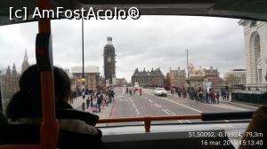 [P64] Cu bus-ul turistic pe Podul Westminster. În față Big Ben, în renovare până în 2021.  » foto by Aurici
 - 
<span class="allrVoted glyphicon glyphicon-heart hidden" id="av1075940"></span>
<a class="m-l-10 hidden" id="sv1075940" onclick="voting_Foto_DelVot(,1075940,1570)" role="button">șterge vot <span class="glyphicon glyphicon-remove"></span></a>
<a id="v91075940" class=" c-red"  onclick="voting_Foto_SetVot(1075940)" role="button"><span class="glyphicon glyphicon-heart-empty"></span> <b>LIKE</b> = Votează poza</a> <img class="hidden"  id="f1075940W9" src="/imagini/loader.gif" border="0" /><span class="AjErrMes hidden" id="e1075940ErM"></span>