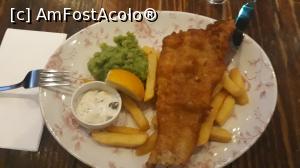 [P62] Fish&Chips la The Cambridge, cartierul Soho.  » foto by Aurici
 - 
<span class="allrVoted glyphicon glyphicon-heart hidden" id="av1076439"></span>
<a class="m-l-10 hidden" id="sv1076439" onclick="voting_Foto_DelVot(,1076439,1570)" role="button">șterge vot <span class="glyphicon glyphicon-remove"></span></a>
<a id="v91076439" class=" c-red"  onclick="voting_Foto_SetVot(1076439)" role="button"><span class="glyphicon glyphicon-heart-empty"></span> <b>LIKE</b> = Votează poza</a> <img class="hidden"  id="f1076439W9" src="/imagini/loader.gif" border="0" /><span class="AjErrMes hidden" id="e1076439ErM"></span>