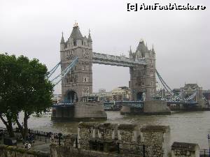 [P08] Tower Bridge » foto by iulee*
 - 
<span class="allrVoted glyphicon glyphicon-heart hidden" id="av547476"></span>
<a class="m-l-10 hidden" id="sv547476" onclick="voting_Foto_DelVot(,547476,1570)" role="button">șterge vot <span class="glyphicon glyphicon-remove"></span></a>
<a id="v9547476" class=" c-red"  onclick="voting_Foto_SetVot(547476)" role="button"><span class="glyphicon glyphicon-heart-empty"></span> <b>LIKE</b> = Votează poza</a> <img class="hidden"  id="f547476W9" src="/imagini/loader.gif" border="0" /><span class="AjErrMes hidden" id="e547476ErM"></span>