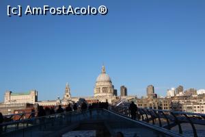 [P01] Millenium Bridge si St Paul's Cathedral » foto by Patrim
 - 
<span class="allrVoted glyphicon glyphicon-heart hidden" id="av1045025"></span>
<a class="m-l-10 hidden" id="sv1045025" onclick="voting_Foto_DelVot(,1045025,1570)" role="button">șterge vot <span class="glyphicon glyphicon-remove"></span></a>
<a id="v91045025" class=" c-red"  onclick="voting_Foto_SetVot(1045025)" role="button"><span class="glyphicon glyphicon-heart-empty"></span> <b>LIKE</b> = Votează poza</a> <img class="hidden"  id="f1045025W9" src="/imagini/loader.gif" border="0" /><span class="AjErrMes hidden" id="e1045025ErM"></span>