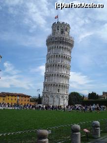 [P02] Pisa - Torre Pendente sau Turnul Garisenda - vedetii temerarii din varf? » foto by Diaura*
 - 
<span class="allrVoted glyphicon glyphicon-heart hidden" id="av138355"></span>
<a class="m-l-10 hidden" id="sv138355" onclick="voting_Foto_DelVot(,138355,1574)" role="button">șterge vot <span class="glyphicon glyphicon-remove"></span></a>
<a id="v9138355" class=" c-red"  onclick="voting_Foto_SetVot(138355)" role="button"><span class="glyphicon glyphicon-heart-empty"></span> <b>LIKE</b> = Votează poza</a> <img class="hidden"  id="f138355W9" src="/imagini/loader.gif" border="0" /><span class="AjErrMes hidden" id="e138355ErM"></span>