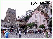 [P11] Animatie in piata - Taormina » foto by adri-nico
 - 
<span class="allrVoted glyphicon glyphicon-heart hidden" id="av283005"></span>
<a class="m-l-10 hidden" id="sv283005" onclick="voting_Foto_DelVot(,283005,1579)" role="button">șterge vot <span class="glyphicon glyphicon-remove"></span></a>
<a id="v9283005" class=" c-red"  onclick="voting_Foto_SetVot(283005)" role="button"><span class="glyphicon glyphicon-heart-empty"></span> <b>LIKE</b> = Votează poza</a> <img class="hidden"  id="f283005W9" src="/imagini/loader.gif" border="0" /><span class="AjErrMes hidden" id="e283005ErM"></span>