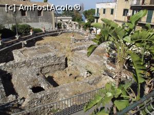 [P45] Ruine antice pe lângă chiesa San Pancrazio » foto by irinad
 - 
<span class="allrVoted glyphicon glyphicon-heart hidden" id="av879823"></span>
<a class="m-l-10 hidden" id="sv879823" onclick="voting_Foto_DelVot(,879823,1579)" role="button">șterge vot <span class="glyphicon glyphicon-remove"></span></a>
<a id="v9879823" class=" c-red"  onclick="voting_Foto_SetVot(879823)" role="button"><span class="glyphicon glyphicon-heart-empty"></span> <b>LIKE</b> = Votează poza</a> <img class="hidden"  id="f879823W9" src="/imagini/loader.gif" border="0" /><span class="AjErrMes hidden" id="e879823ErM"></span>