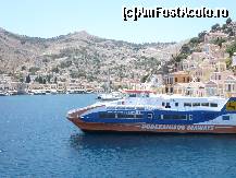 [P03] imagine din port insula Symi. » foto by ARA
 - 
<span class="allrVoted glyphicon glyphicon-heart hidden" id="av90595"></span>
<a class="m-l-10 hidden" id="sv90595" onclick="voting_Foto_DelVot(,90595,1588)" role="button">șterge vot <span class="glyphicon glyphicon-remove"></span></a>
<a id="v990595" class=" c-red"  onclick="voting_Foto_SetVot(90595)" role="button"><span class="glyphicon glyphicon-heart-empty"></span> <b>LIKE</b> = Votează poza</a> <img class="hidden"  id="f90595W9" src="/imagini/loader.gif" border="0" /><span class="AjErrMes hidden" id="e90595ErM"></span>