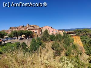 [P30] Roussillon văzut de pe cărarea spre masivul de ocru » foto by crismis
 - 
<span class="allrVoted glyphicon glyphicon-heart hidden" id="av1523343"></span>
<a class="m-l-10 hidden" id="sv1523343" onclick="voting_Foto_DelVot(,1523343,1628)" role="button">șterge vot <span class="glyphicon glyphicon-remove"></span></a>
<a id="v91523343" class=" c-red"  onclick="voting_Foto_SetVot(1523343)" role="button"><span class="glyphicon glyphicon-heart-empty"></span> <b>LIKE</b> = Votează poza</a> <img class="hidden"  id="f1523343W9" src="/imagini/loader.gif" border="0" /><span class="AjErrMes hidden" id="e1523343ErM"></span>