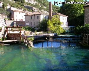 [P23] Fontaine de Vaucluse » foto by Carmen Ion
 - 
<span class="allrVoted glyphicon glyphicon-heart hidden" id="av582267"></span>
<a class="m-l-10 hidden" id="sv582267" onclick="voting_Foto_DelVot(,582267,1628)" role="button">șterge vot <span class="glyphicon glyphicon-remove"></span></a>
<a id="v9582267" class=" c-red"  onclick="voting_Foto_SetVot(582267)" role="button"><span class="glyphicon glyphicon-heart-empty"></span> <b>LIKE</b> = Votează poza</a> <img class="hidden"  id="f582267W9" src="/imagini/loader.gif" border="0" /><span class="AjErrMes hidden" id="e582267ErM"></span>