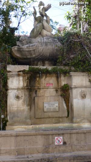 [P31] Toulon - Fontaine des trois dauphins » foto by Carmen Ion
 - 
<span class="allrVoted glyphicon glyphicon-heart hidden" id="av582331"></span>
<a class="m-l-10 hidden" id="sv582331" onclick="voting_Foto_DelVot(,582331,1628)" role="button">șterge vot <span class="glyphicon glyphicon-remove"></span></a>
<a id="v9582331" class=" c-red"  onclick="voting_Foto_SetVot(582331)" role="button"><span class="glyphicon glyphicon-heart-empty"></span> <b>LIKE</b> = Votează poza</a> <img class="hidden"  id="f582331W9" src="/imagini/loader.gif" border="0" /><span class="AjErrMes hidden" id="e582331ErM"></span>