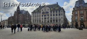 [P09] Amsterdam, Piața Dam, Muzeul Madame Tussauds și Hotel Twentyseven în stânga și în dreapta intrarea pe strada pietonală Kalverstraat » foto by mprofeanu
 - 
<span class="allrVoted glyphicon glyphicon-heart hidden" id="av1479568"></span>
<a class="m-l-10 hidden" id="sv1479568" onclick="voting_Foto_DelVot(,1479568,1639)" role="button">șterge vot <span class="glyphicon glyphicon-remove"></span></a>
<a id="v91479568" class=" c-red"  onclick="voting_Foto_SetVot(1479568)" role="button"><span class="glyphicon glyphicon-heart-empty"></span> <b>LIKE</b> = Votează poza</a> <img class="hidden"  id="f1479568W9" src="/imagini/loader.gif" border="0" /><span class="AjErrMes hidden" id="e1479568ErM"></span>