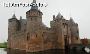 [P01] Castelul Muiderslot înconjurat de ape » foto by BOGDAN DSN
 - 
<span class="allrVoted glyphicon glyphicon-heart hidden" id="av914380"></span>
<a class="m-l-10 hidden" id="sv914380" onclick="voting_Foto_DelVot(,914380,1639)" role="button">șterge vot <span class="glyphicon glyphicon-remove"></span></a>
<a id="v9914380" class=" c-red"  onclick="voting_Foto_SetVot(914380)" role="button"><span class="glyphicon glyphicon-heart-empty"></span> <b>LIKE</b> = Votează poza</a> <img class="hidden"  id="f914380W9" src="/imagini/loader.gif" border="0" /><span class="AjErrMes hidden" id="e914380ErM"></span>