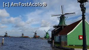 [P14] Zaanse Schans cu cele 5 mori de vânt care funcționează și astăzi.  » foto by Aurici
 - 
<span class="allrVoted glyphicon glyphicon-heart hidden" id="av1074136"></span>
<a class="m-l-10 hidden" id="sv1074136" onclick="voting_Foto_DelVot(,1074136,1639)" role="button">șterge vot <span class="glyphicon glyphicon-remove"></span></a>
<a id="v91074136" class=" c-red"  onclick="voting_Foto_SetVot(1074136)" role="button"><span class="glyphicon glyphicon-heart-empty"></span> <b>LIKE</b> = Votează poza</a> <img class="hidden"  id="f1074136W9" src="/imagini/loader.gif" border="0" /><span class="AjErrMes hidden" id="e1074136ErM"></span>