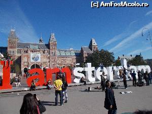 [P24] In fata lui Rijksmuseum » foto by marius gaudi*
 - 
<span class="allrVoted glyphicon glyphicon-heart hidden" id="av684023"></span>
<a class="m-l-10 hidden" id="sv684023" onclick="voting_Foto_DelVot(,684023,1639)" role="button">șterge vot <span class="glyphicon glyphicon-remove"></span></a>
<a id="v9684023" class=" c-red"  onclick="voting_Foto_SetVot(684023)" role="button"><span class="glyphicon glyphicon-heart-empty"></span> <b>LIKE</b> = Votează poza</a> <img class="hidden"  id="f684023W9" src="/imagini/loader.gif" border="0" /><span class="AjErrMes hidden" id="e684023ErM"></span>