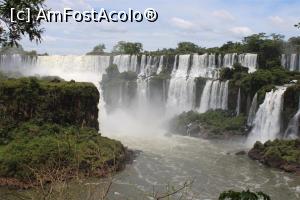 [P20] Puerto de Iguazu, Parque Nacional Iguazu, Cataratas, Circuitul Inferior, de la stânga la dreapta trei grupe formează trei mari cascade, cea mai mare San Martin, Mbigua și Bernabe Mendez » foto by mprofeanu
 - 
<span class="allrVoted glyphicon glyphicon-heart hidden" id="av1155708"></span>
<a class="m-l-10 hidden" id="sv1155708" onclick="voting_Foto_DelVot(,1155708,1653)" role="button">șterge vot <span class="glyphicon glyphicon-remove"></span></a>
<a id="v91155708" class=" c-red"  onclick="voting_Foto_SetVot(1155708)" role="button"><span class="glyphicon glyphicon-heart-empty"></span> <b>LIKE</b> = Votează poza</a> <img class="hidden"  id="f1155708W9" src="/imagini/loader.gif" border="0" /><span class="AjErrMes hidden" id="e1155708ErM"></span>