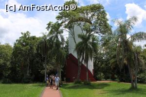 [P30] Puerto de Iguazu, Parque Nacional Iguazu, El Faro de culoare albă, contrast puternic cu verdele parcului, nu se vizitează...  » foto by mprofeanu
 - 
<span class="allrVoted glyphicon glyphicon-heart hidden" id="av1155718"></span>
<a class="m-l-10 hidden" id="sv1155718" onclick="voting_Foto_DelVot(,1155718,1653)" role="button">șterge vot <span class="glyphicon glyphicon-remove"></span></a>
<a id="v91155718" class=" c-red"  onclick="voting_Foto_SetVot(1155718)" role="button"><span class="glyphicon glyphicon-heart-empty"></span> <b>LIKE</b> = Votează poza</a> <img class="hidden"  id="f1155718W9" src="/imagini/loader.gif" border="0" /><span class="AjErrMes hidden" id="e1155718ErM"></span>