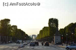 [P15] De la piața Concorde: Champs Elysees » foto by AZE
 - 
<span class="allrVoted glyphicon glyphicon-heart hidden" id="av896432"></span>
<a class="m-l-10 hidden" id="sv896432" onclick="voting_Foto_DelVot(,896432,1684)" role="button">șterge vot <span class="glyphicon glyphicon-remove"></span></a>
<a id="v9896432" class=" c-red"  onclick="voting_Foto_SetVot(896432)" role="button"><span class="glyphicon glyphicon-heart-empty"></span> <b>LIKE</b> = Votează poza</a> <img class="hidden"  id="f896432W9" src="/imagini/loader.gif" border="0" /><span class="AjErrMes hidden" id="e896432ErM"></span>