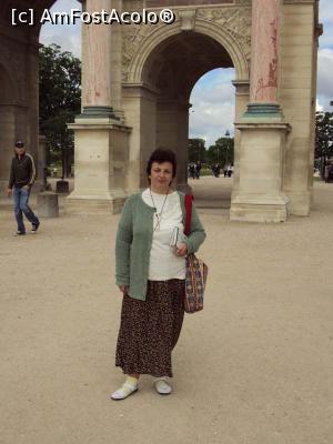 [P10] L'Arc de Triomphe du Carrousel, în Jardin des Tuileries.  » foto by Carmen Ion
 - 
<span class="allrVoted glyphicon glyphicon-heart hidden" id="av719927"></span>
<a class="m-l-10 hidden" id="sv719927" onclick="voting_Foto_DelVot(,719927,1684)" role="button">șterge vot <span class="glyphicon glyphicon-remove"></span></a>
<a id="v9719927" class=" c-red"  onclick="voting_Foto_SetVot(719927)" role="button"><span class="glyphicon glyphicon-heart-empty"></span> <b>LIKE</b> = Votează poza</a> <img class="hidden"  id="f719927W9" src="/imagini/loader.gif" border="0" /><span class="AjErrMes hidden" id="e719927ErM"></span>