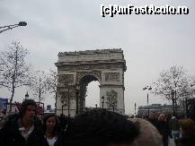 [P09] ARC DE TRIOMPHE » foto by bogdan 75
 - 
<span class="allrVoted glyphicon glyphicon-heart hidden" id="av40471"></span>
<a class="m-l-10 hidden" id="sv40471" onclick="voting_Foto_DelVot(,40471,1684)" role="button">șterge vot <span class="glyphicon glyphicon-remove"></span></a>
<a id="v940471" class=" c-red"  onclick="voting_Foto_SetVot(40471)" role="button"><span class="glyphicon glyphicon-heart-empty"></span> <b>LIKE</b> = Votează poza</a> <img class="hidden"  id="f40471W9" src="/imagini/loader.gif" border="0" /><span class="AjErrMes hidden" id="e40471ErM"></span>