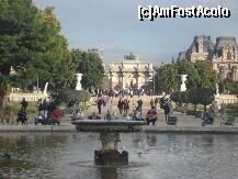 [P31] Gradinile Tuileries. In departare se distinge Arcul Caruselului si o parte din muzeul Luvru » foto by dorgo
 - 
<span class="allrVoted glyphicon glyphicon-heart hidden" id="av158433"></span>
<a class="m-l-10 hidden" id="sv158433" onclick="voting_Foto_DelVot(,158433,1684)" role="button">șterge vot <span class="glyphicon glyphicon-remove"></span></a>
<a id="v9158433" class=" c-red"  onclick="voting_Foto_SetVot(158433)" role="button"><span class="glyphicon glyphicon-heart-empty"></span> <b>LIKE</b> = Votează poza</a> <img class="hidden"  id="f158433W9" src="/imagini/loader.gif" border="0" /><span class="AjErrMes hidden" id="e158433ErM"></span>