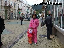 [P05] Mami, Camelia, la ultima fotografie pe acesta strada mergeau amandoua pe doar doua picioare » foto by valimi
 - 
<span class="allrVoted glyphicon glyphicon-heart hidden" id="av142362"></span>
<a class="m-l-10 hidden" id="sv142362" onclick="voting_Foto_DelVot(,142362,1782)" role="button">șterge vot <span class="glyphicon glyphicon-remove"></span></a>
<a id="v9142362" class=" c-red"  onclick="voting_Foto_SetVot(142362)" role="button"><span class="glyphicon glyphicon-heart-empty"></span> <b>LIKE</b> = Votează poza</a> <img class="hidden"  id="f142362W9" src="/imagini/loader.gif" border="0" /><span class="AjErrMes hidden" id="e142362ErM"></span>