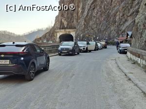 [P36] Barajul Vidraru, Parcarea dintre cele două tunele... » foto by mprofeanu
 - 
<span class="allrVoted glyphicon glyphicon-heart hidden" id="av1521317"></span>
<a class="m-l-10 hidden" id="sv1521317" onclick="voting_Foto_DelVot(,1521317,1790)" role="button">șterge vot <span class="glyphicon glyphicon-remove"></span></a>
<a id="v91521317" class=" c-red"  onclick="voting_Foto_SetVot(1521317)" role="button"><span class="glyphicon glyphicon-heart-empty"></span> <b>LIKE</b> = Votează poza</a> <img class="hidden"  id="f1521317W9" src="/imagini/loader.gif" border="0" /><span class="AjErrMes hidden" id="e1521317ErM"></span>