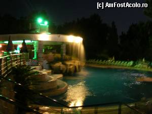 [P02] Piscina hotelului, noaptea » foto by kawa
 - 
<span class="allrVoted glyphicon glyphicon-heart hidden" id="av342073"></span>
<a class="m-l-10 hidden" id="sv342073" onclick="voting_Foto_DelVot(,342073,1853)" role="button">șterge vot <span class="glyphicon glyphicon-remove"></span></a>
<a id="v9342073" class=" c-red"  onclick="voting_Foto_SetVot(342073)" role="button"><span class="glyphicon glyphicon-heart-empty"></span> <b>LIKE</b> = Votează poza</a> <img class="hidden"  id="f342073W9" src="/imagini/loader.gif" border="0" /><span class="AjErrMes hidden" id="e342073ErM"></span>
