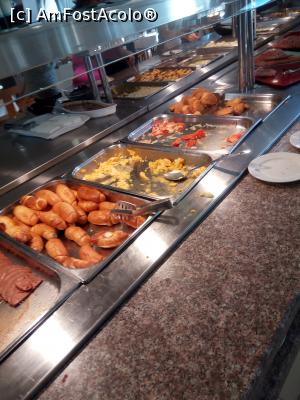 [P16] Restaurantul » foto by Razvan0606
 - 
<span class="allrVoted glyphicon glyphicon-heart hidden" id="av823158"></span>
<a class="m-l-10 hidden" id="sv823158" onclick="voting_Foto_DelVot(,823158,1869)" role="button">șterge vot <span class="glyphicon glyphicon-remove"></span></a>
<a id="v9823158" class=" c-red"  onclick="voting_Foto_SetVot(823158)" role="button"><span class="glyphicon glyphicon-heart-empty"></span> <b>LIKE</b> = Votează poza</a> <img class="hidden"  id="f823158W9" src="/imagini/loader.gif" border="0" /><span class="AjErrMes hidden" id="e823158ErM"></span>