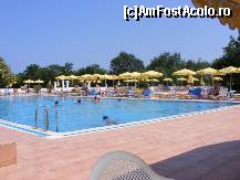 [P06] piscina la Belville si Holiday Village langa terenurile de tenis » foto by yry78*
 - 
<span class="allrVoted glyphicon glyphicon-heart hidden" id="av97305"></span>
<a class="m-l-10 hidden" id="sv97305" onclick="voting_Foto_DelVot(,97305,1929)" role="button">șterge vot <span class="glyphicon glyphicon-remove"></span></a>
<a id="v997305" class=" c-red"  onclick="voting_Foto_SetVot(97305)" role="button"><span class="glyphicon glyphicon-heart-empty"></span> <b>LIKE</b> = Votează poza</a> <img class="hidden"  id="f97305W9" src="/imagini/loader.gif" border="0" /><span class="AjErrMes hidden" id="e97305ErM"></span>