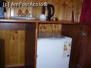 [P06] masa cu cestile de cafea si fierbator plus minifrigiderul » foto by Yolanda
 - 
<span class="allrVoted glyphicon glyphicon-heart hidden" id="av991497"></span>
<a class="m-l-10 hidden" id="sv991497" onclick="voting_Foto_DelVot(,991497,1986)" role="button">șterge vot <span class="glyphicon glyphicon-remove"></span></a>
<a id="v9991497" class=" c-red"  onclick="voting_Foto_SetVot(991497)" role="button"><span class="glyphicon glyphicon-heart-empty"></span> <b>LIKE</b> = Votează poza</a> <img class="hidden"  id="f991497W9" src="/imagini/loader.gif" border="0" /><span class="AjErrMes hidden" id="e991497ErM"></span>