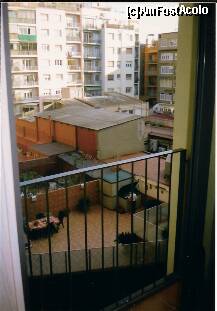 [P04] Micuţul dar cochetul nostru balcon ! » foto by RobertCodescu
 - 
<span class="allrVoted glyphicon glyphicon-heart hidden" id="av149456"></span>
<a class="m-l-10 hidden" id="sv149456" onclick="voting_Foto_DelVot(,149456,1999)" role="button">șterge vot <span class="glyphicon glyphicon-remove"></span></a>
<a id="v9149456" class=" c-red"  onclick="voting_Foto_SetVot(149456)" role="button"><span class="glyphicon glyphicon-heart-empty"></span> <b>LIKE</b> = Votează poza</a> <img class="hidden"  id="f149456W9" src="/imagini/loader.gif" border="0" /><span class="AjErrMes hidden" id="e149456ErM"></span>