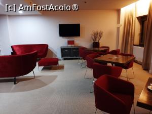 [P19] La business lounge » foto by roxxie
 - 
<span class="allrVoted glyphicon glyphicon-heart hidden" id="av1514401"></span>
<a class="m-l-10 hidden" id="sv1514401" onclick="voting_Foto_DelVot(,1514401,2111)" role="button">șterge vot <span class="glyphicon glyphicon-remove"></span></a>
<a id="v91514401" class=" c-red"  onclick="voting_Foto_SetVot(1514401)" role="button"><span class="glyphicon glyphicon-heart-empty"></span> <b>LIKE</b> = Votează poza</a> <img class="hidden"  id="f1514401W9" src="/imagini/loader.gif" border="0" /><span class="AjErrMes hidden" id="e1514401ErM"></span>