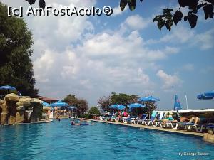 [P03] Piscina principala » foto by georgetoader
 - 
<span class="allrVoted glyphicon glyphicon-heart hidden" id="av790716"></span>
<a class="m-l-10 hidden" id="sv790716" onclick="voting_Foto_DelVot(,790716,2141)" role="button">șterge vot <span class="glyphicon glyphicon-remove"></span></a>
<a id="v9790716" class=" c-red"  onclick="voting_Foto_SetVot(790716)" role="button"><span class="glyphicon glyphicon-heart-empty"></span> <b>LIKE</b> = Votează poza</a> <img class="hidden"  id="f790716W9" src="/imagini/loader.gif" border="0" /><span class="AjErrMes hidden" id="e790716ErM"></span>