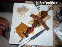 [P117] CDC - A La Carte - Restaurantul Horizon, felul doi, frigaruie cu legume, cu mic mare din carne de vita si garnitura. » foto by Horia
 - 
<span class="allrVoted glyphicon glyphicon-heart hidden" id="av152331"></span>
<a class="m-l-10 hidden" id="sv152331" onclick="voting_Foto_DelVot(,152331,2171)" role="button">șterge vot <span class="glyphicon glyphicon-remove"></span></a>
<a id="v9152331" class=" c-red"  onclick="voting_Foto_SetVot(152331)" role="button"><span class="glyphicon glyphicon-heart-empty"></span> <b>LIKE</b> = Votează poza</a> <img class="hidden"  id="f152331W9" src="/imagini/loader.gif" border="0" /><span class="AjErrMes hidden" id="e152331ErM"></span>