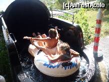 [P93] CDC - Aquaparcul - intrarea in toboganul tubular, unde ecoul tipaturilor era super, iar pe parcurs se vedeau stelutele fosforescente de pe tavan. » foto by Horia
 - 
<span class="allrVoted glyphicon glyphicon-heart hidden" id="av152291"></span>
<a class="m-l-10 hidden" id="sv152291" onclick="voting_Foto_DelVot(,152291,2171)" role="button">șterge vot <span class="glyphicon glyphicon-remove"></span></a>
<a id="v9152291" class=" c-red"  onclick="voting_Foto_SetVot(152291)" role="button"><span class="glyphicon glyphicon-heart-empty"></span> <b>LIKE</b> = Votează poza</a> <img class="hidden"  id="f152291W9" src="/imagini/loader.gif" border="0" /><span class="AjErrMes hidden" id="e152291ErM"></span>