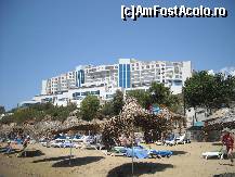 [P27] hotelul vazut de pe plaja principala » foto by michele
 - 
<span class="allrVoted glyphicon glyphicon-heart hidden" id="av79479"></span>
<a class="m-l-10 hidden" id="sv79479" onclick="voting_Foto_DelVot(,79479,2171)" role="button">șterge vot <span class="glyphicon glyphicon-remove"></span></a>
<a id="v979479" class=" c-red"  onclick="voting_Foto_SetVot(79479)" role="button"><span class="glyphicon glyphicon-heart-empty"></span> <b>LIKE</b> = Votează poza</a> <img class="hidden"  id="f79479W9" src="/imagini/loader.gif" border="0" /><span class="AjErrMes hidden" id="e79479ErM"></span>