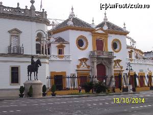 [P87] Plaza de Toros La Maestranza.  » foto by alinaro
 - 
<span class="allrVoted glyphicon glyphicon-heart hidden" id="av571924"></span>
<a class="m-l-10 hidden" id="sv571924" onclick="voting_Foto_DelVot(,571924,2251)" role="button">șterge vot <span class="glyphicon glyphicon-remove"></span></a>
<a id="v9571924" class=" c-red"  onclick="voting_Foto_SetVot(571924)" role="button"><span class="glyphicon glyphicon-heart-empty"></span> <b>LIKE</b> = Votează poza</a> <img class="hidden"  id="f571924W9" src="/imagini/loader.gif" border="0" /><span class="AjErrMes hidden" id="e571924ErM"></span>