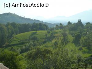 [P13] vedere din balcon spre Risnov » foto by Iulianaursu1
 - 
<span class="allrVoted glyphicon glyphicon-heart hidden" id="av782655"></span>
<a class="m-l-10 hidden" id="sv782655" onclick="voting_Foto_DelVot(,782655,2305)" role="button">șterge vot <span class="glyphicon glyphicon-remove"></span></a>
<a id="v9782655" class=" c-red"  onclick="voting_Foto_SetVot(782655)" role="button"><span class="glyphicon glyphicon-heart-empty"></span> <b>LIKE</b> = Votează poza</a> <img class="hidden"  id="f782655W9" src="/imagini/loader.gif" border="0" /><span class="AjErrMes hidden" id="e782655ErM"></span>