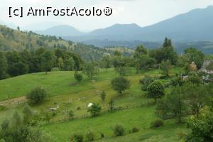 [P27] Spre Risnov din balcon » foto by Iulianaursu1
 - 
<span class="allrVoted glyphicon glyphicon-heart hidden" id="av782670"></span>
<a class="m-l-10 hidden" id="sv782670" onclick="voting_Foto_DelVot(,782670,2305)" role="button">șterge vot <span class="glyphicon glyphicon-remove"></span></a>
<a id="v9782670" class=" c-red"  onclick="voting_Foto_SetVot(782670)" role="button"><span class="glyphicon glyphicon-heart-empty"></span> <b>LIKE</b> = Votează poza</a> <img class="hidden"  id="f782670W9" src="/imagini/loader.gif" border="0" /><span class="AjErrMes hidden" id="e782670ErM"></span>