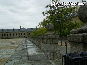 [P04] Împrejurimile Madridului / San Lorenzo de El Escorial - Una dintre curţile interioare ale Palatului Regal.  » foto by iulianic
 - 
<span class="allrVoted glyphicon glyphicon-heart hidden" id="av407860"></span>
<a class="m-l-10 hidden" id="sv407860" onclick="voting_Foto_DelVot(,407860,2442)" role="button">șterge vot <span class="glyphicon glyphicon-remove"></span></a>
<a id="v9407860" class=" c-red"  onclick="voting_Foto_SetVot(407860)" role="button"><span class="glyphicon glyphicon-heart-empty"></span> <b>LIKE</b> = Votează poza</a> <img class="hidden"  id="f407860W9" src="/imagini/loader.gif" border="0" /><span class="AjErrMes hidden" id="e407860ErM"></span>