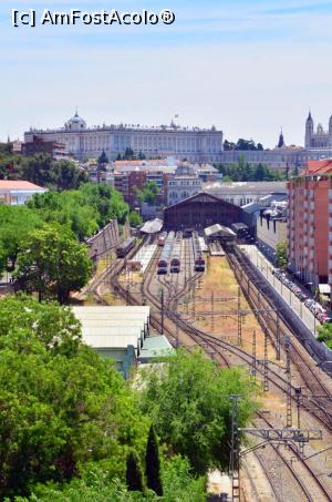 [P51] La pas prin Madrid - cu Teleférico de Madrid spre oraș. Aici, peste Gara Príncipe Pío, cu același Palat Regal pe fundal » foto by Dragoș_MD
 - 
<span class="allrVoted glyphicon glyphicon-heart hidden" id="av810139"></span>
<a class="m-l-10 hidden" id="sv810139" onclick="voting_Foto_DelVot(,810139,2442)" role="button">șterge vot <span class="glyphicon glyphicon-remove"></span></a>
<a id="v9810139" class=" c-red"  onclick="voting_Foto_SetVot(810139)" role="button"><span class="glyphicon glyphicon-heart-empty"></span> <b>LIKE</b> = Votează poza</a> <img class="hidden"  id="f810139W9" src="/imagini/loader.gif" border="0" /><span class="AjErrMes hidden" id="e810139ErM"></span>