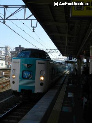 [P03] Trenul Limited Express, luat din gara Wakayama.  » foto by TraianS
 - 
<span class="allrVoted glyphicon glyphicon-heart hidden" id="av413657"></span>
<a class="m-l-10 hidden" id="sv413657" onclick="voting_Foto_DelVot(,413657,2490)" role="button">șterge vot <span class="glyphicon glyphicon-remove"></span></a>
<a id="v9413657" class=" c-red"  onclick="voting_Foto_SetVot(413657)" role="button"><span class="glyphicon glyphicon-heart-empty"></span> <b>LIKE</b> = Votează poza</a> <img class="hidden"  id="f413657W9" src="/imagini/loader.gif" border="0" /><span class="AjErrMes hidden" id="e413657ErM"></span>