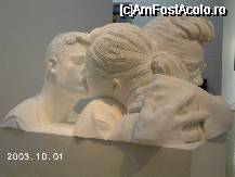 [P07] Menage a trois, sculptură din Muzeul Naţional de artă Modernă. » foto by Costi
 - 
<span class="allrVoted glyphicon glyphicon-heart hidden" id="av32763"></span>
<a class="m-l-10 hidden" id="sv32763" onclick="voting_Foto_DelVot(,32763,2491)" role="button">șterge vot <span class="glyphicon glyphicon-remove"></span></a>
<a id="v932763" class=" c-red"  onclick="voting_Foto_SetVot(32763)" role="button"><span class="glyphicon glyphicon-heart-empty"></span> <b>LIKE</b> = Votează poza</a> <img class="hidden"  id="f32763W9" src="/imagini/loader.gif" border="0" /><span class="AjErrMes hidden" id="e32763ErM"></span>